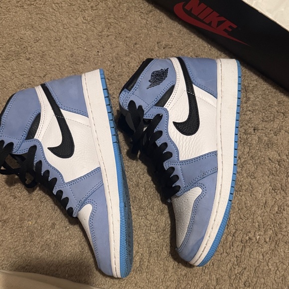 University Jordan 1 Retro High with box - Picture 3 of 5